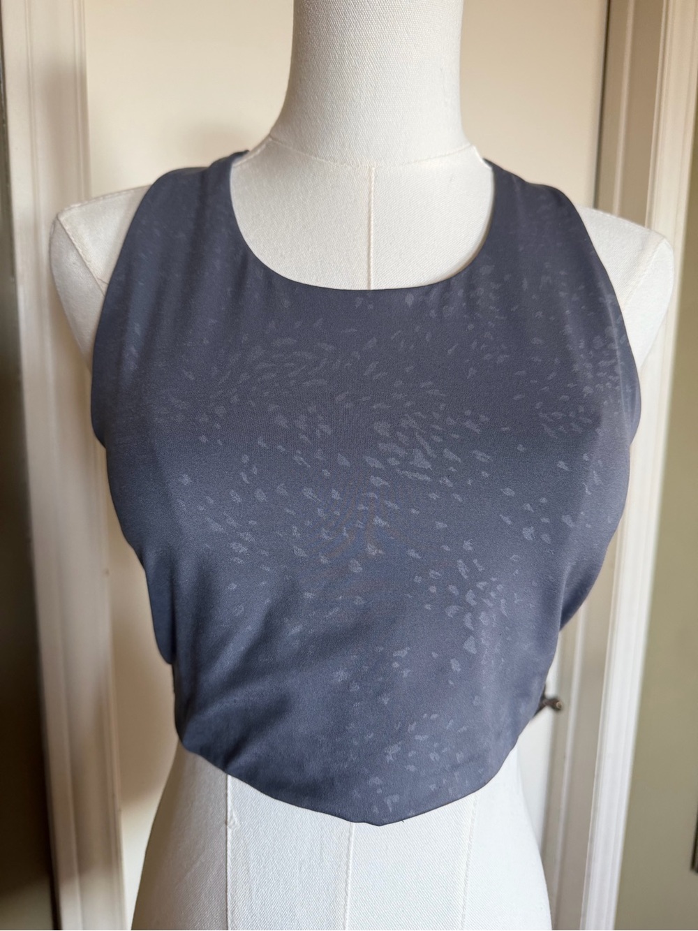 GapFit Grey Racerback Crop Tank Sports Bra Top Medium Built In Bra